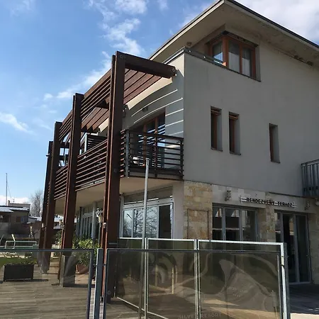 Silver Apartman *