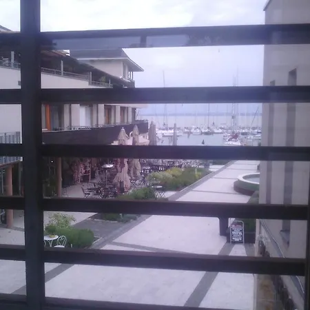 Silver Apartman *