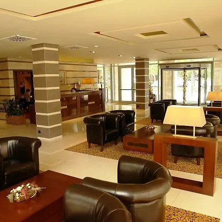 Silver Apartman